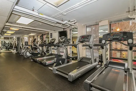 1660 North Lasalle Street Chicago IL 60614