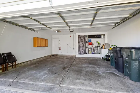454 Danbury Drive Carol Stream IL 60188