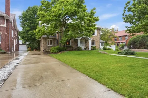 542 Jackson Avenue River Forest IL 60305