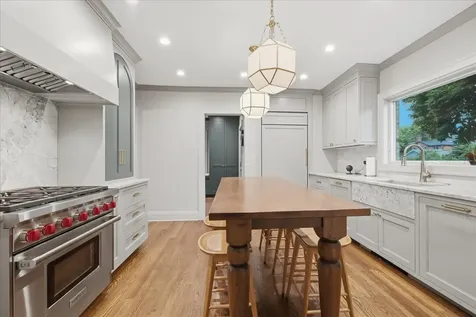 542 Jackson Avenue River Forest IL 60305