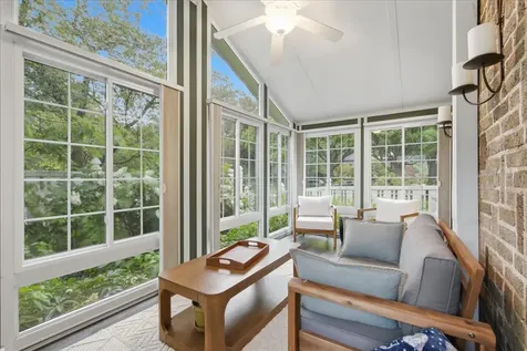 542 Jackson Avenue River Forest IL 60305