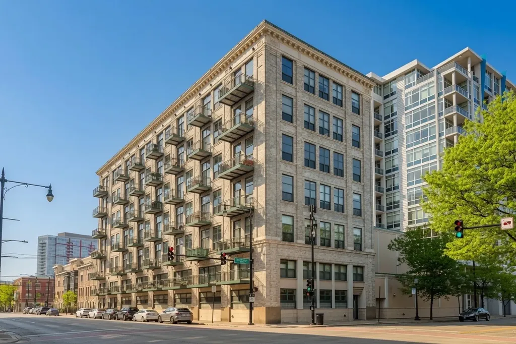1801 South Michigan Avenue Chicago IL 60616