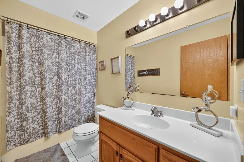13935 Elizabeth Lane Mokena IL 60448