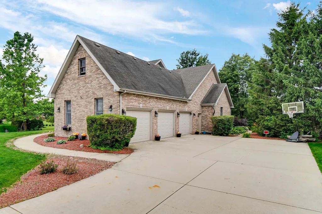 13935 Elizabeth Lane Mokena IL 60448