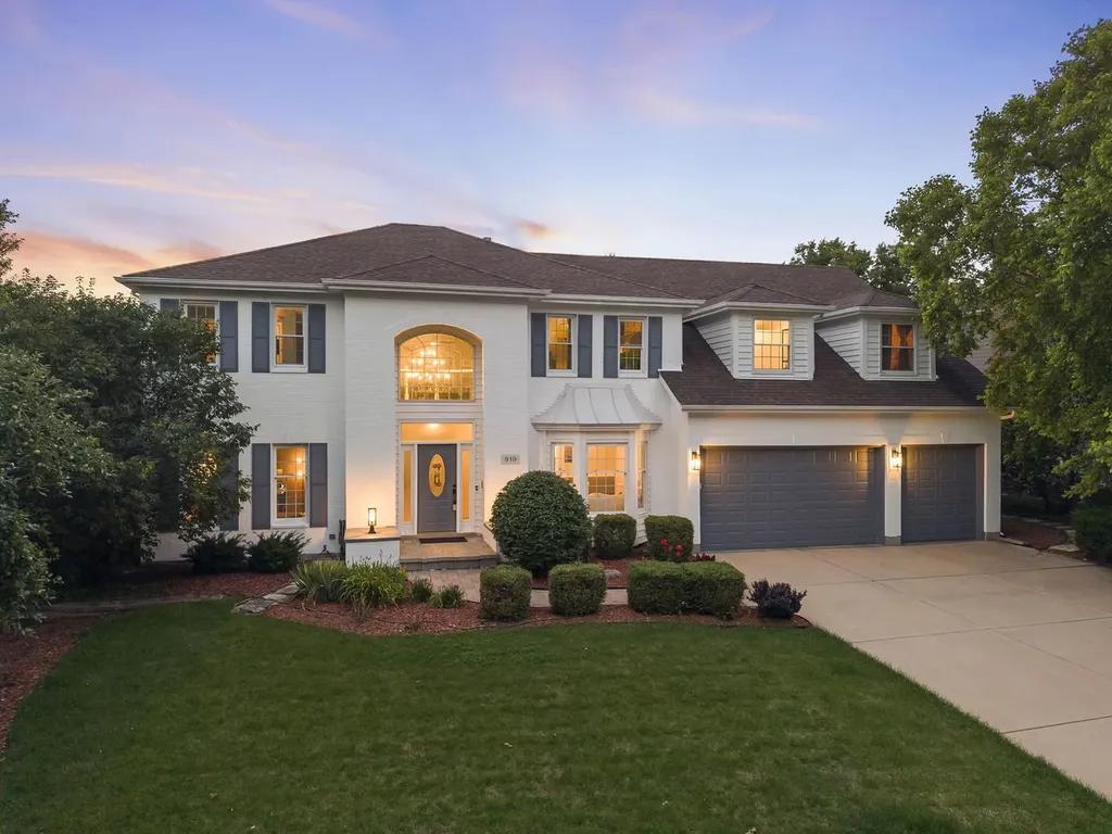 919 Abbey Court Sugar Grove IL 60554