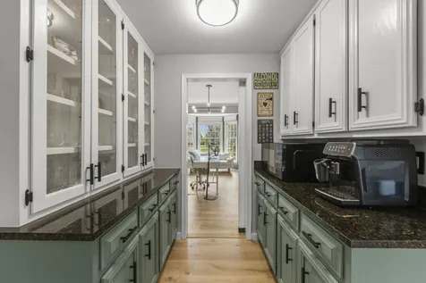 919 Abbey Court Sugar Grove IL 60554
