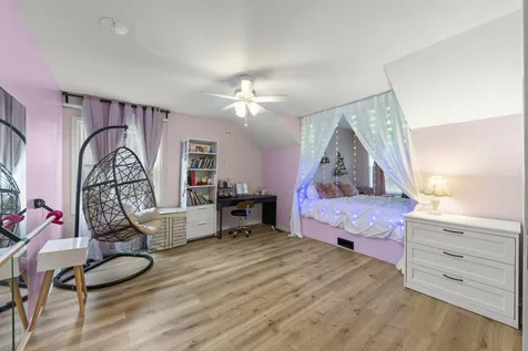 919 Abbey Court Sugar Grove IL 60554