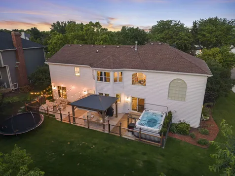 919 Abbey Court Sugar Grove IL 60554