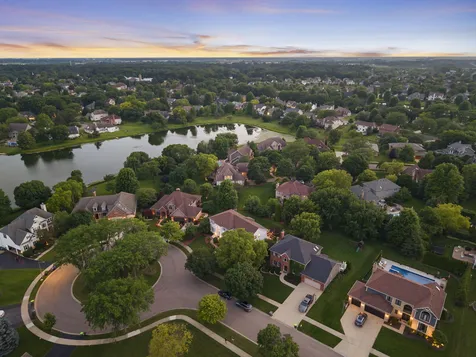 919 Abbey Court Sugar Grove IL 60554