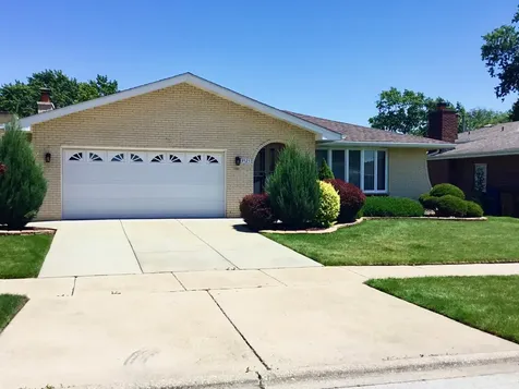 9525 South Kolin Avenue Oak Lawn IL 60453