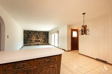 9525 South Kolin Avenue Oak Lawn IL 60453