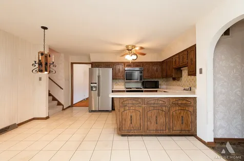 9525 South Kolin Avenue Oak Lawn IL 60453