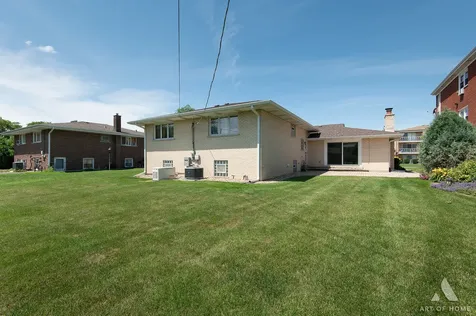 9525 South Kolin Avenue Oak Lawn IL 60453