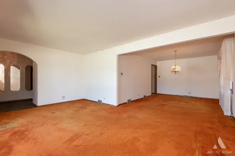 9525 South Kolin Avenue Oak Lawn IL 60453