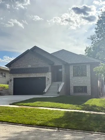 9432 South 82 Court Hickory Hills IL 60457