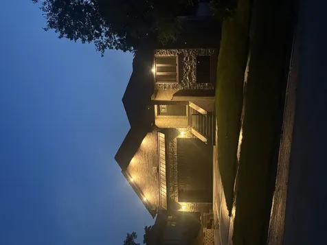9432 South 82 Court Hickory Hills IL 60457