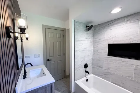 129 Monument Avenue Barrington IL 60010
