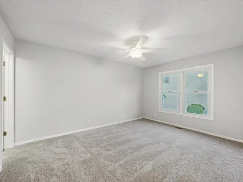 122 Encina Drive Naperville IL 60540