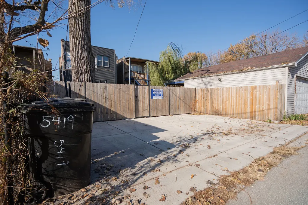 5419 South Wabash Avenue Chicago IL 60615