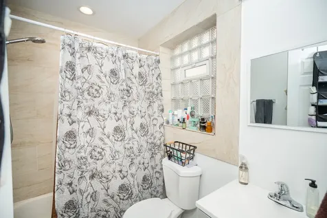 5419 South Wabash Avenue Chicago IL 60615