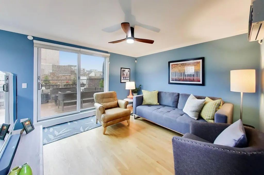 2868 North Orchard Street Chicago IL 60657