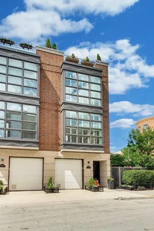 2868 North Orchard Street Chicago IL 60657