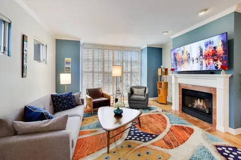 2868 North Orchard Street Chicago IL 60657