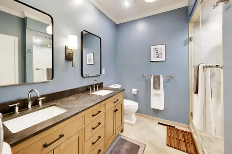 2868 North Orchard Street Chicago IL 60657