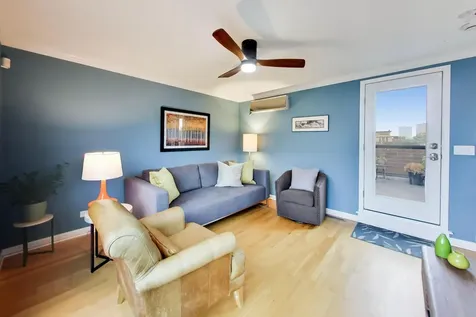 2868 North Orchard Street Chicago IL 60657