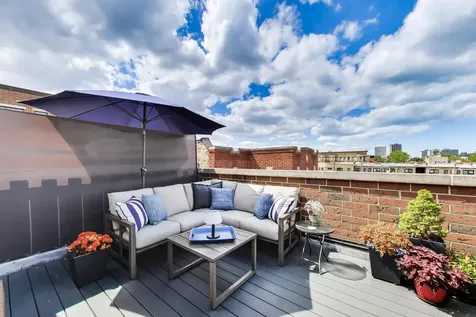 2868 North Orchard Street Chicago IL 60657