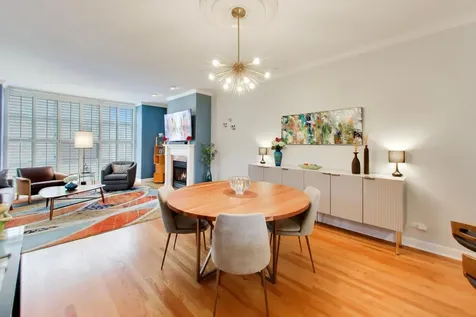 2868 North Orchard Street Chicago IL 60657