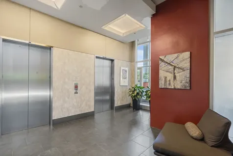 737 West Washington Boulevard Chicago IL 60661