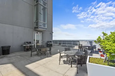 737 West Washington Boulevard Chicago IL 60661