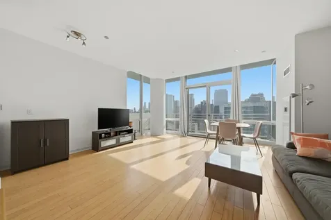 737 West Washington Boulevard Chicago IL 60661