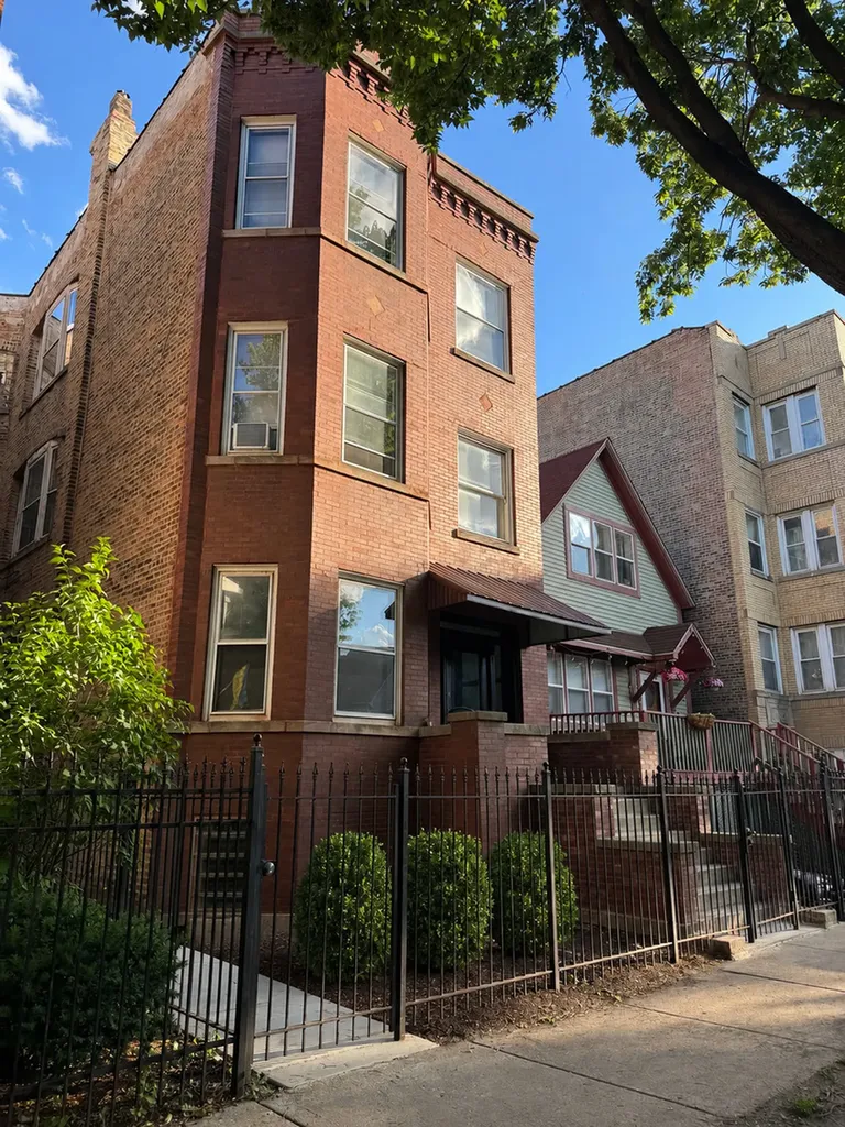 3517 West Palmer Street Chicago IL 60647