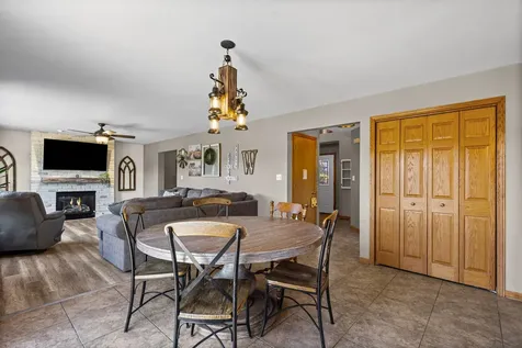 24427 Arrowhead Drive Manhattan IL 60442