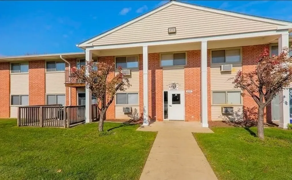 685 East Fullerton Avenue Glendale Heights IL 60139
