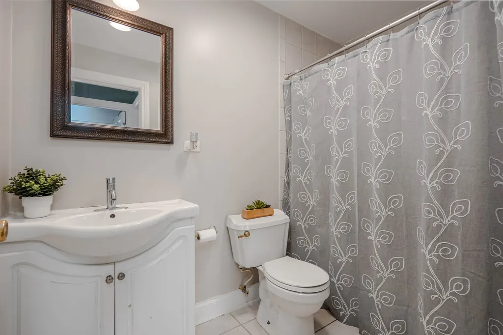 685 East Fullerton Avenue Glendale Heights IL 60139