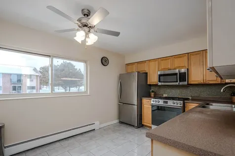 685 East Fullerton Avenue Glendale Heights IL 60139
