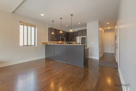 3839 North Ashland Avenue Chicago IL 60613