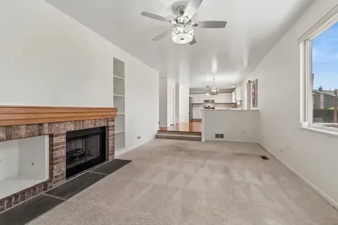 1312 Chesterfield Lane Grayslake IL 60030