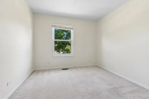 1312 Chesterfield Lane Grayslake IL 60030