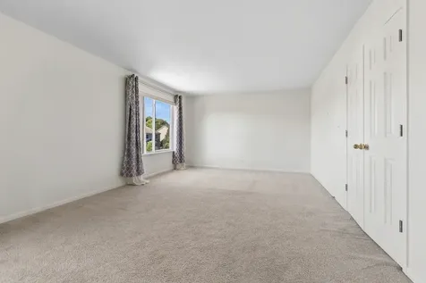 1312 Chesterfield Lane Grayslake IL 60030