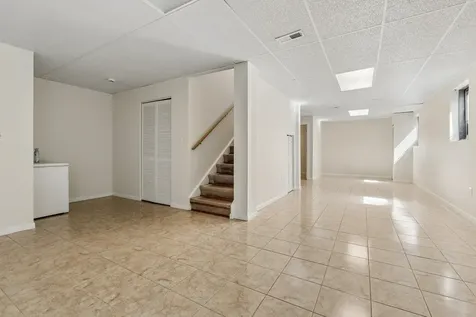 1312 Chesterfield Lane Grayslake IL 60030