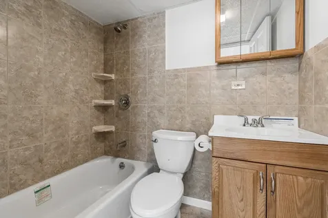 1312 Chesterfield Lane Grayslake IL 60030