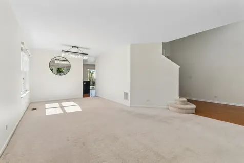 1312 Chesterfield Lane Grayslake IL 60030