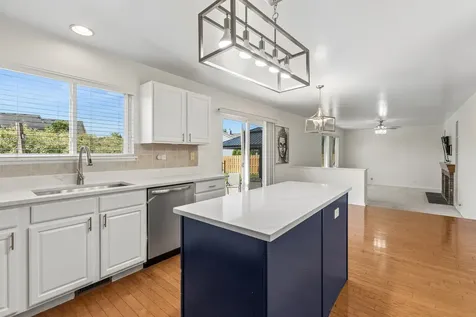 1312 Chesterfield Lane Grayslake IL 60030