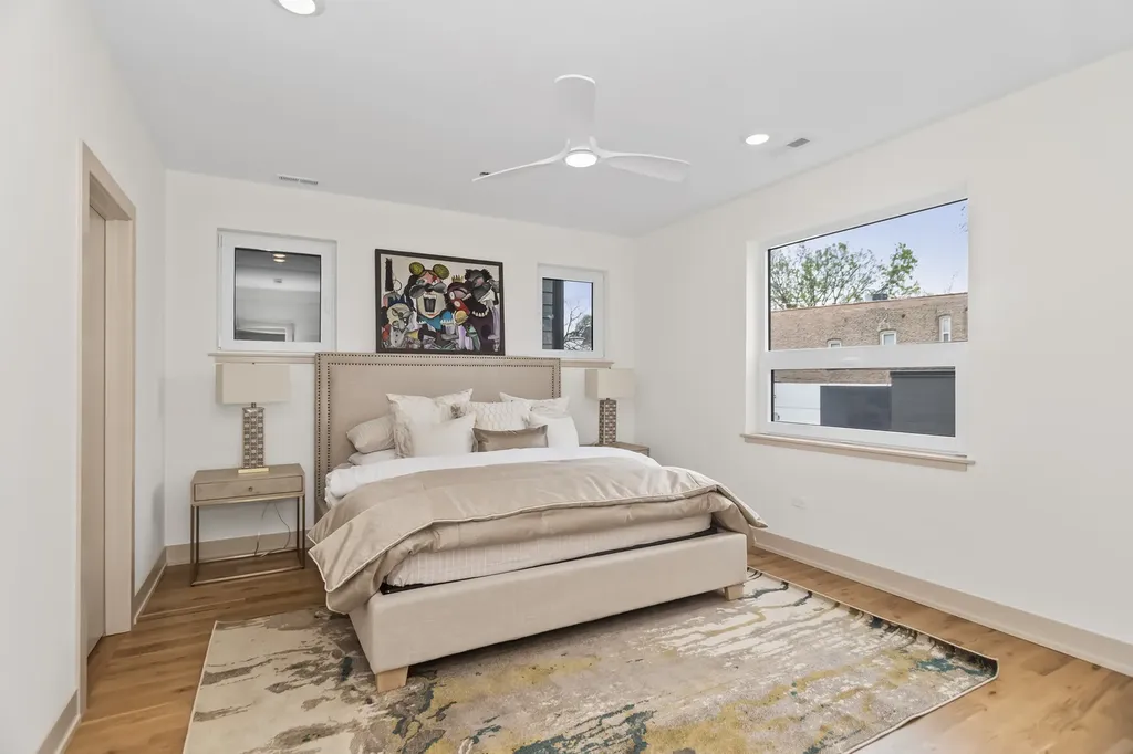 4441 South Vincennes Avenue Chicago IL 60653