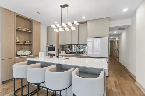 4441 South Vincennes Avenue Chicago IL 60653