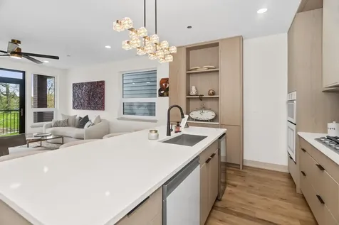 4441 South Vincennes Avenue Chicago IL 60653